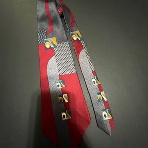 Evan Picone vintage art deco red gray and blue 100% silk tie